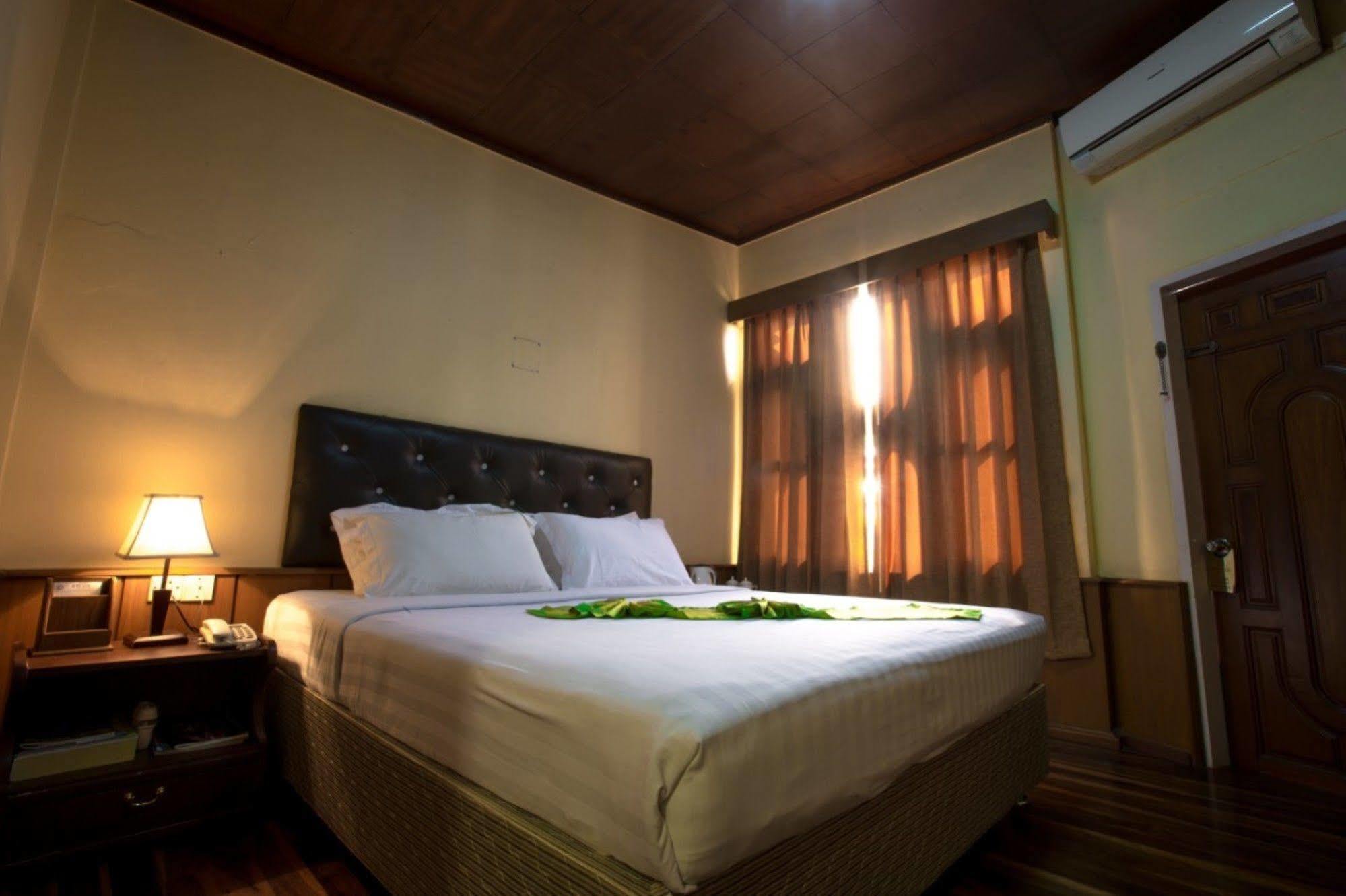 Kyi Tin Hotel Mandalay Eksteriør billede