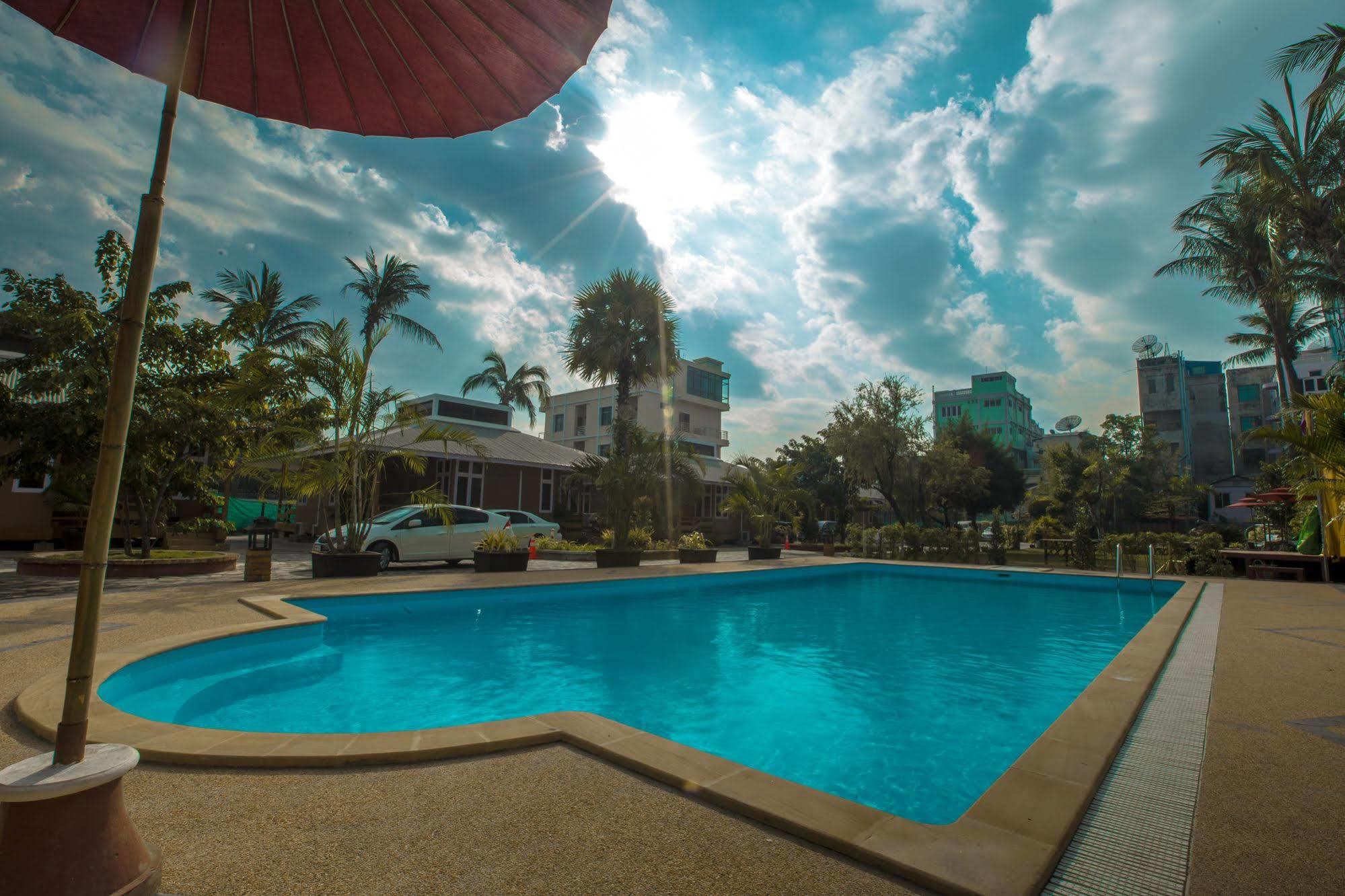 Kyi Tin Hotel Mandalay Eksteriør billede