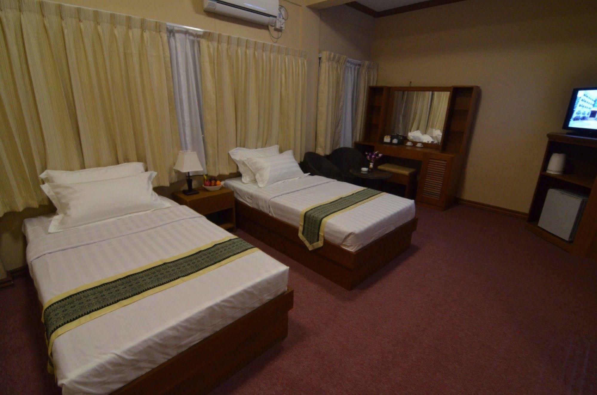 Kyi Tin Hotel Mandalay Eksteriør billede