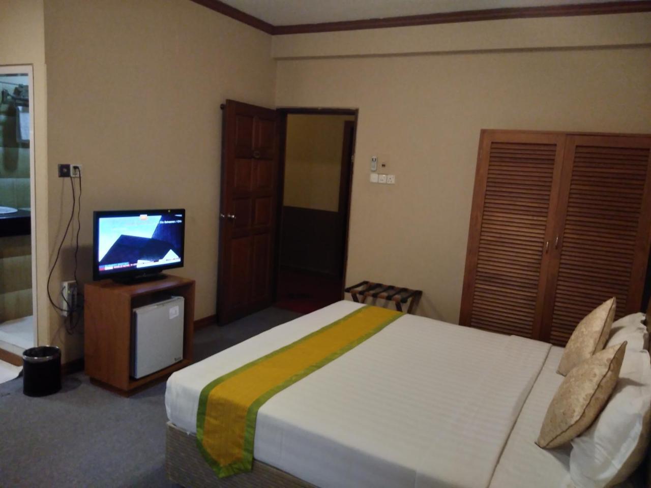 Kyi Tin Hotel Mandalay Eksteriør billede